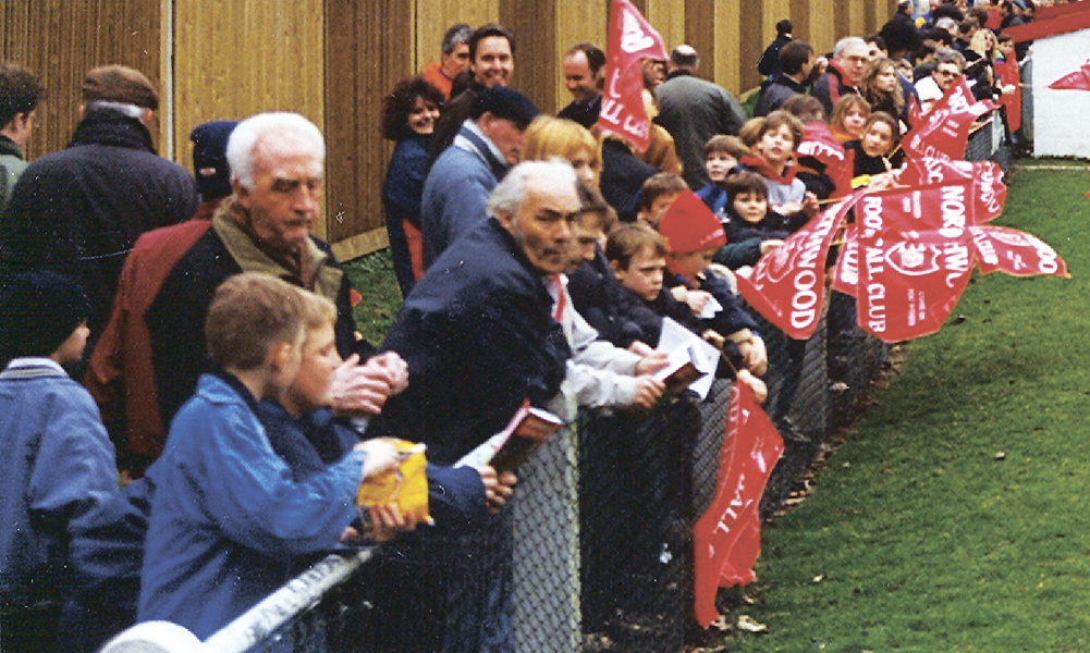 Banstead crowd pic.jpg